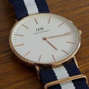 Daniel Wellington Glasgow Mens 41mm Watch | with Rose Gold, Nylon Band
